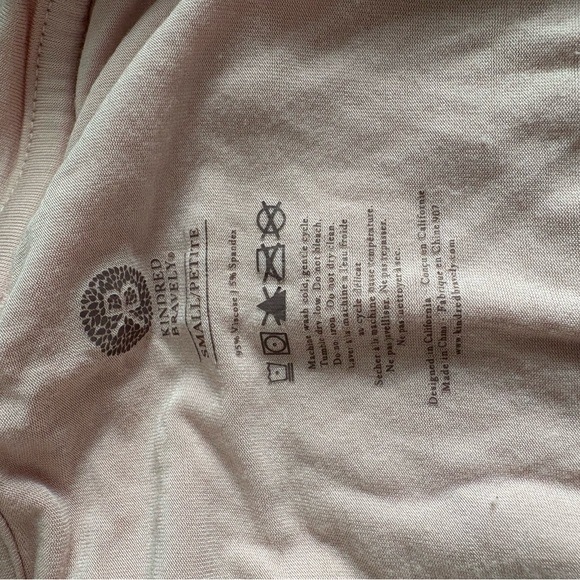 Kindred bravely everyday nursing T-Shirt lot of 2 in grey and blush - Picture 7 of 8